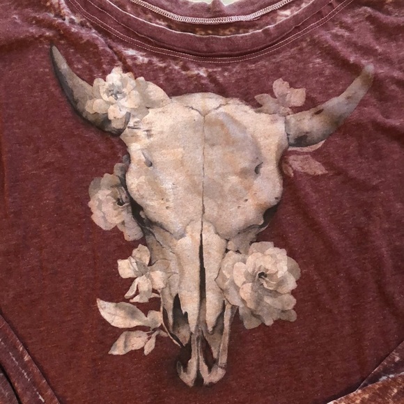 Chaser Skull Tee - Picture 2 of 2